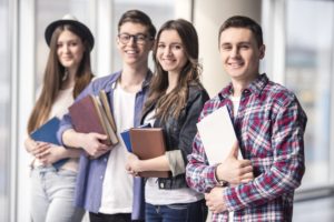 Studenten Depositphotos 68789097 L